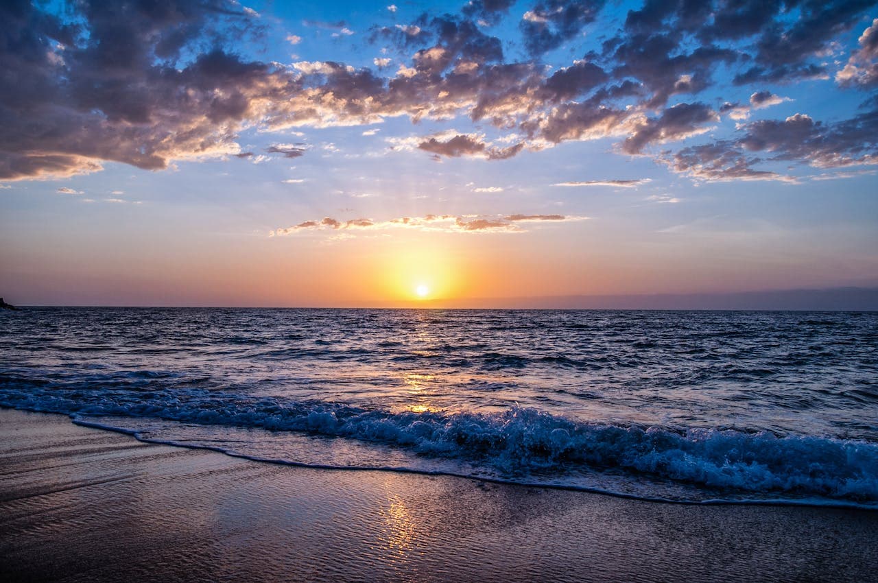 por do sol na praia